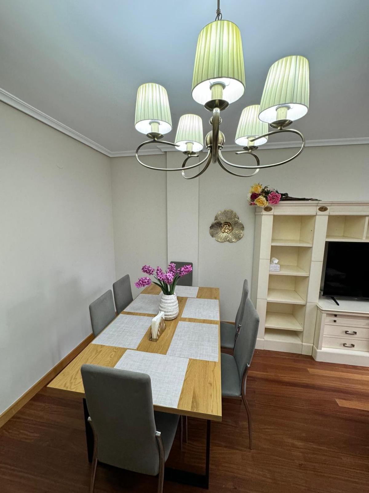 Avanza 4 Plaza Galicia Sarria Exteriör bild